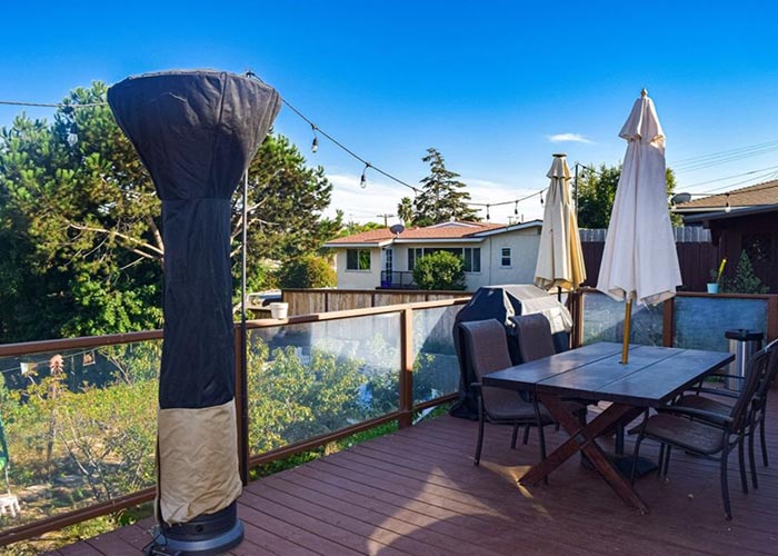 SEAnority-Patio-Area